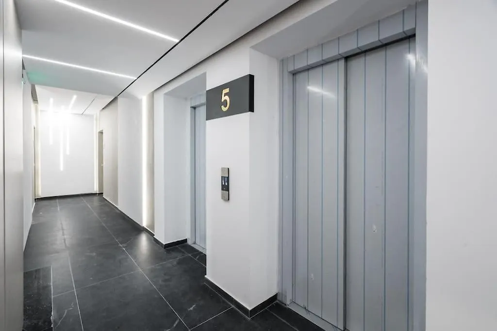 Tribal 1Br In Aviatiei Apartment Bucharest